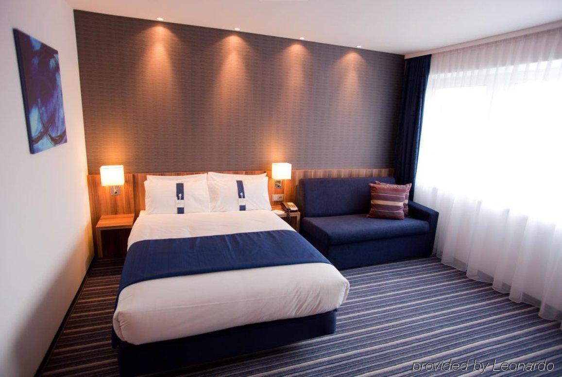 Holiday Inn Express Madrid Leganes By Ihg Pokoj fotografie